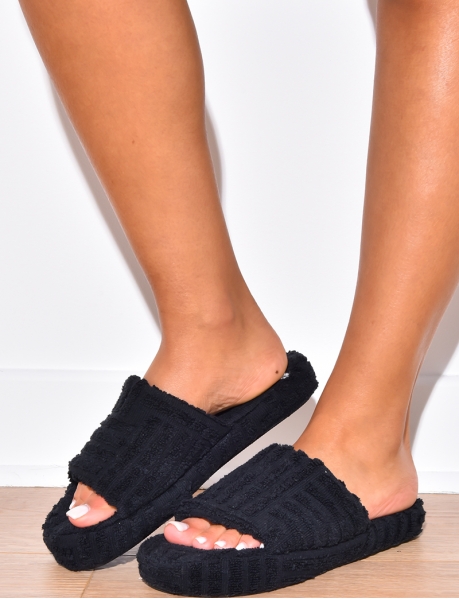 Sandales plates en tissu texturé