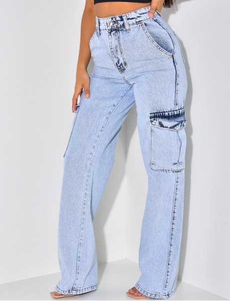 High-Waisted Cargo Jeans with Pockets