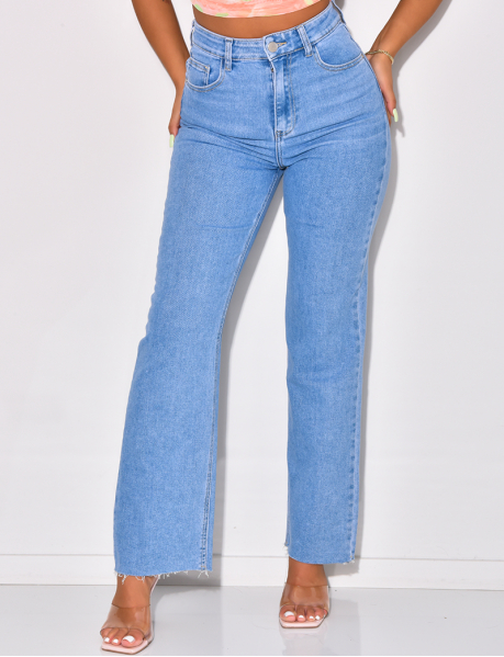 Stretchy Straight-Leg Jeans with Frayed Ankles