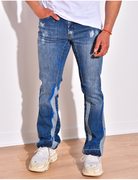 Jeans mit Malerflecken