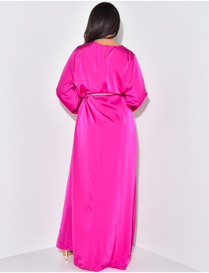 Abaya longue en satin à manches évasées