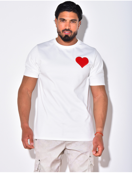 T-shirt avec un coeur