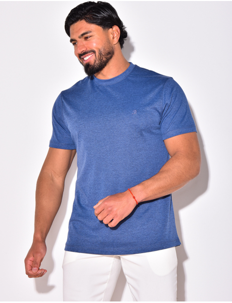 Basic T-shirt with embroidered "B"