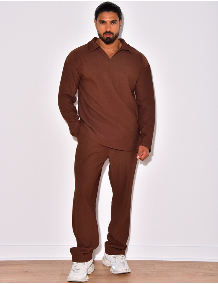 Pleated trousers and polo shirt set