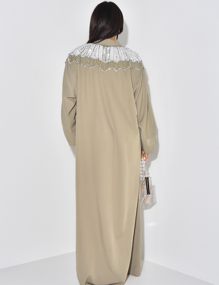 Abaya à perles et strass sur les épaules