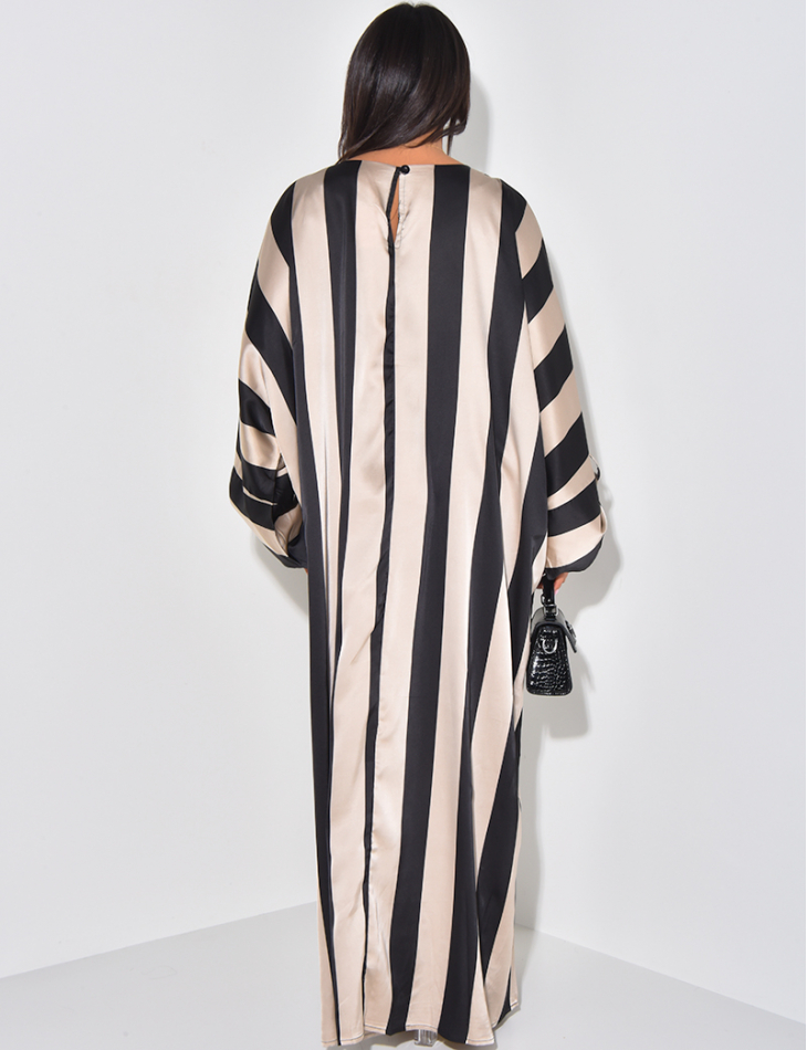 Abaya with contrasting stripes