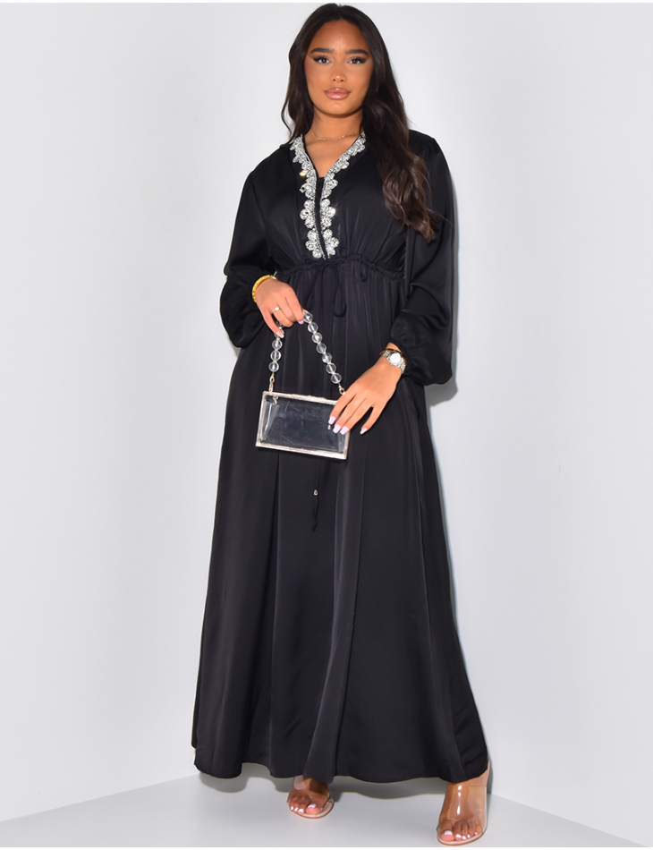 Satin abaya to tie at the waist