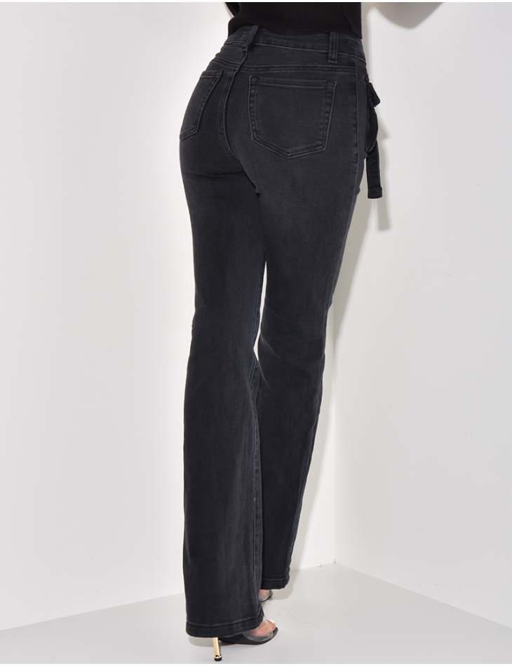 Stretchy leg jeans with front cargo pockets