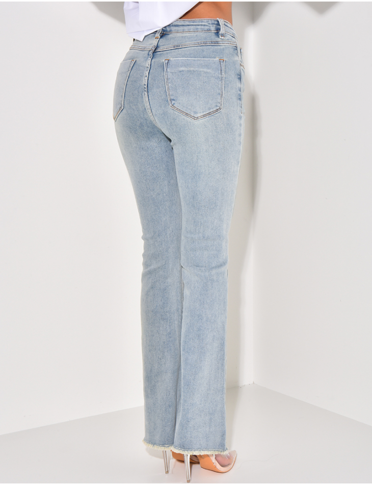 Hoch geschnittene Jeans mit Eph-Knopf und Vintage-Waschung