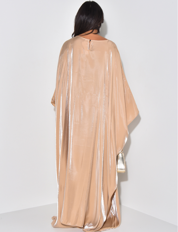 Loose-fitting abaya in iridescent fabric