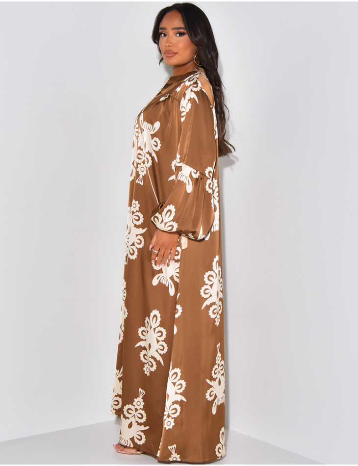   Patterned satin abaya with tassels