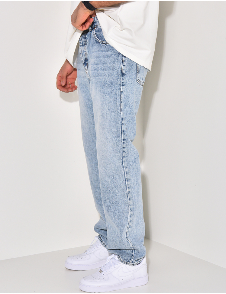  Wide washed jeans