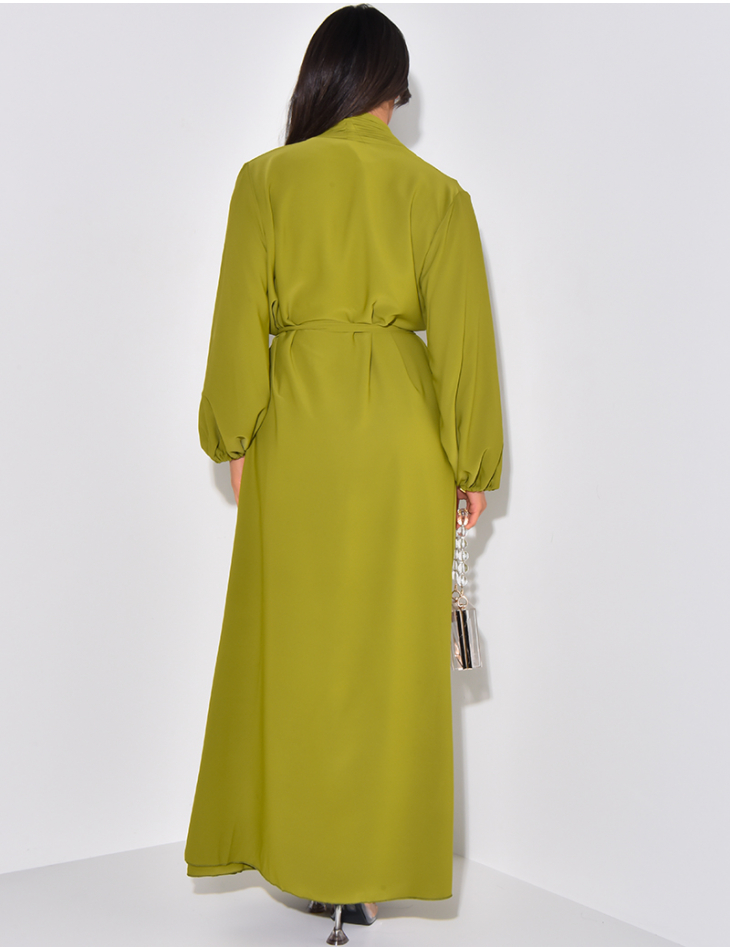 Sleeveless dress and kimono set with pleated edges and belt