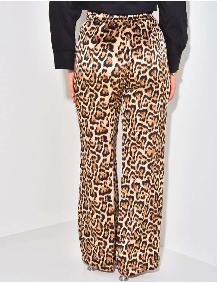 Leopard print straight-leg satin trousers